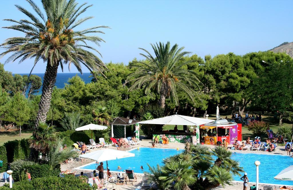 Costa Tiziana Hotel Village Crotone Bagian luar foto